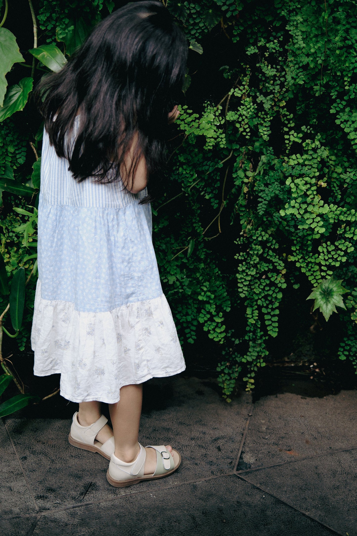 Woodland Steps Sandals in Sage